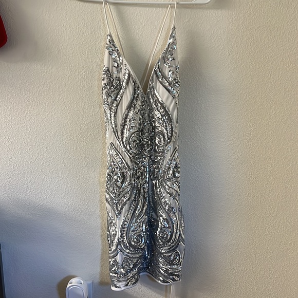 Windsor Sequin Dress - Picture 3 of 5